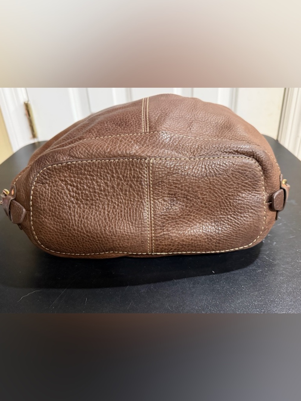 Fossil Brown Pebbled Leather Bucket Shoulder Bag with Dark Trim - Picture 7 of 8